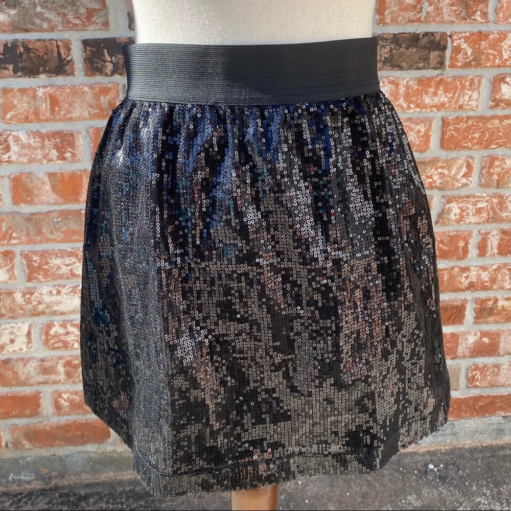 Romeo & Juliet Couture black fully sequined skater skirt/ M /Excellent condition - Picture 2 of 9